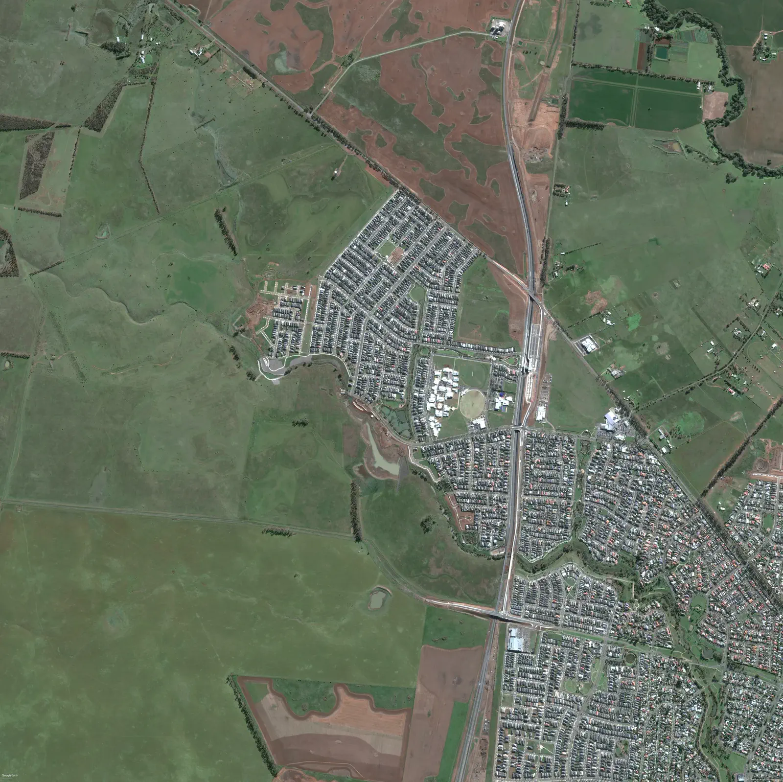 Manor Lakes 2014: rapid suburban expansion