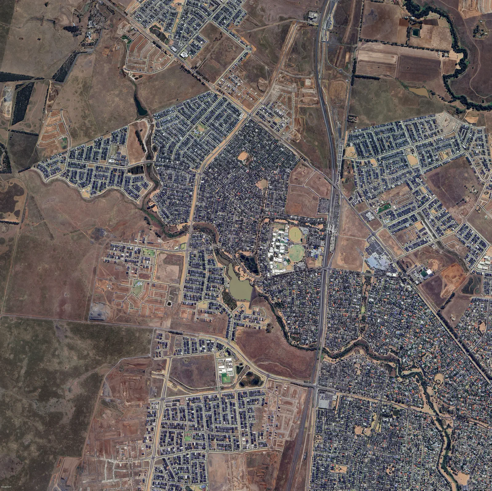 Manor Lakes 2024: fully developed suburban sprawl